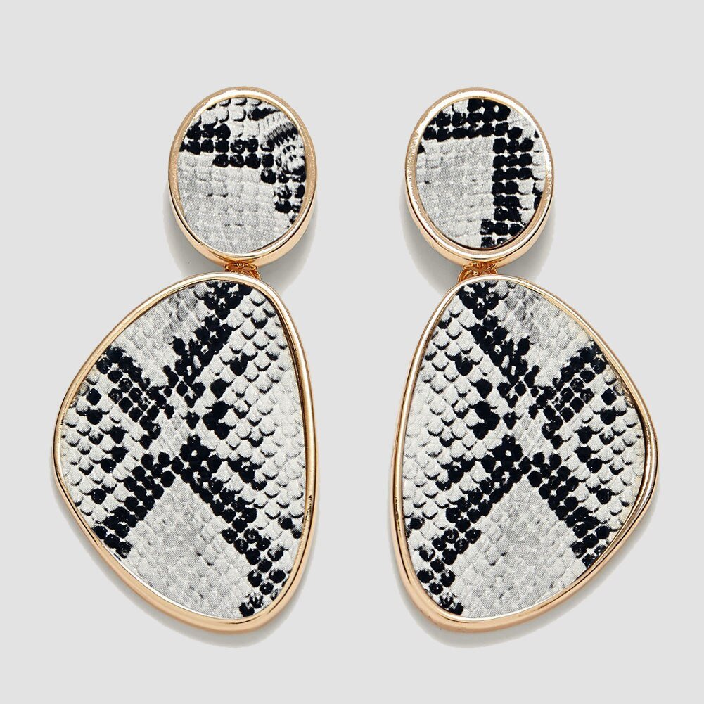 Flatfoosie Women's Animal Theme PU Leather Earrings - DunbiBeauty, LLC