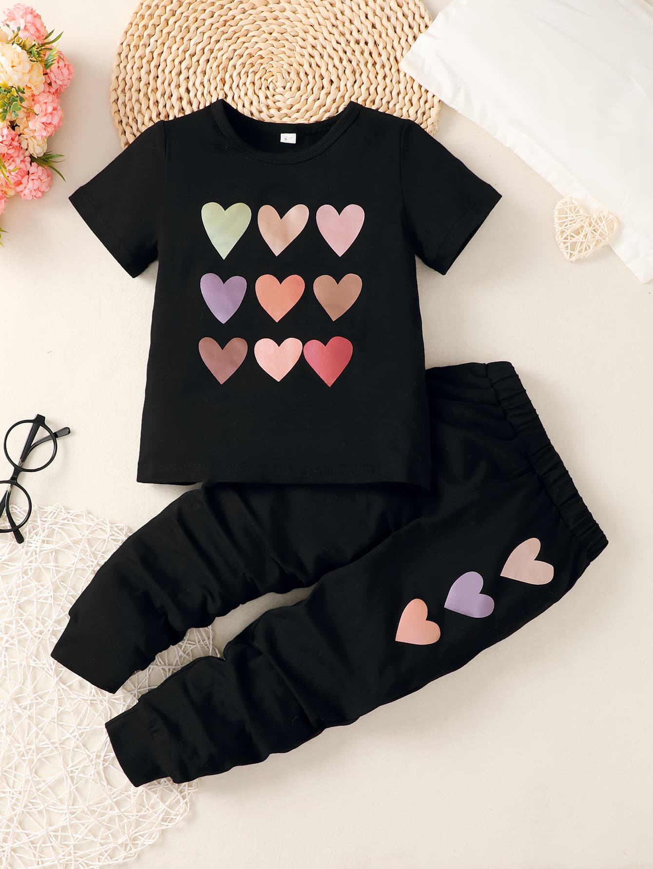 Girls Heart Print T-Shirt and Joggers Set - DunbiBeauty, LLC