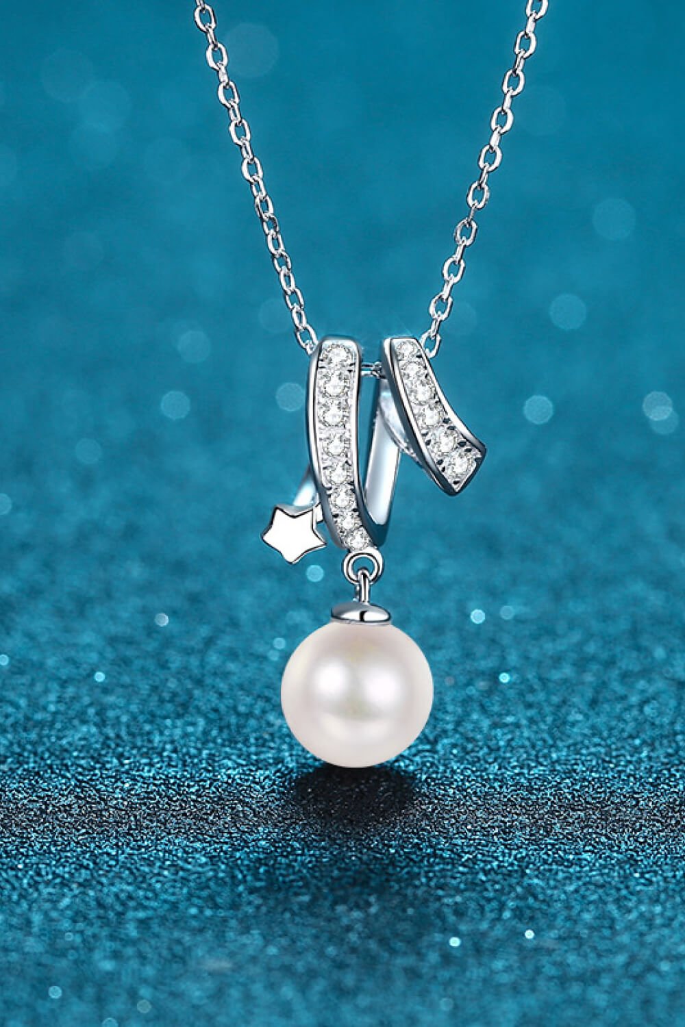 Give You A Chance Pearl Pendant Chain Necklace - DunbiBeauty, LLC