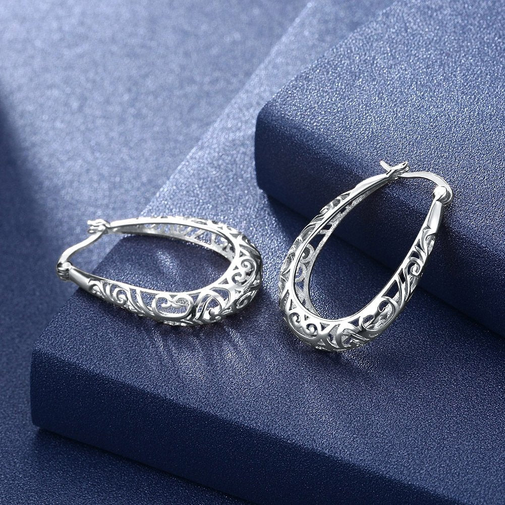 Glamorous Hollow Oval Hoop Earrings - DunbiBeauty, LLC