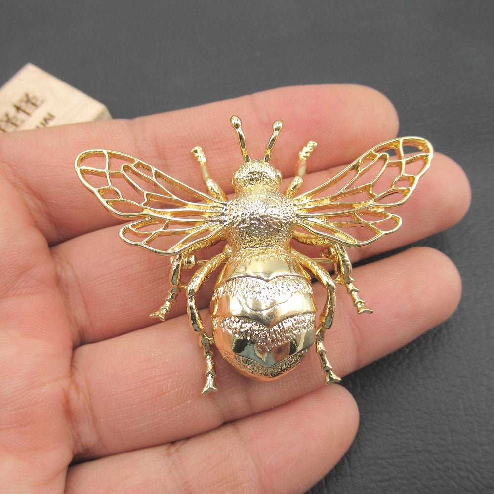 Gold Plated Copper Bee Brooch - DunbiBeauty, LLC