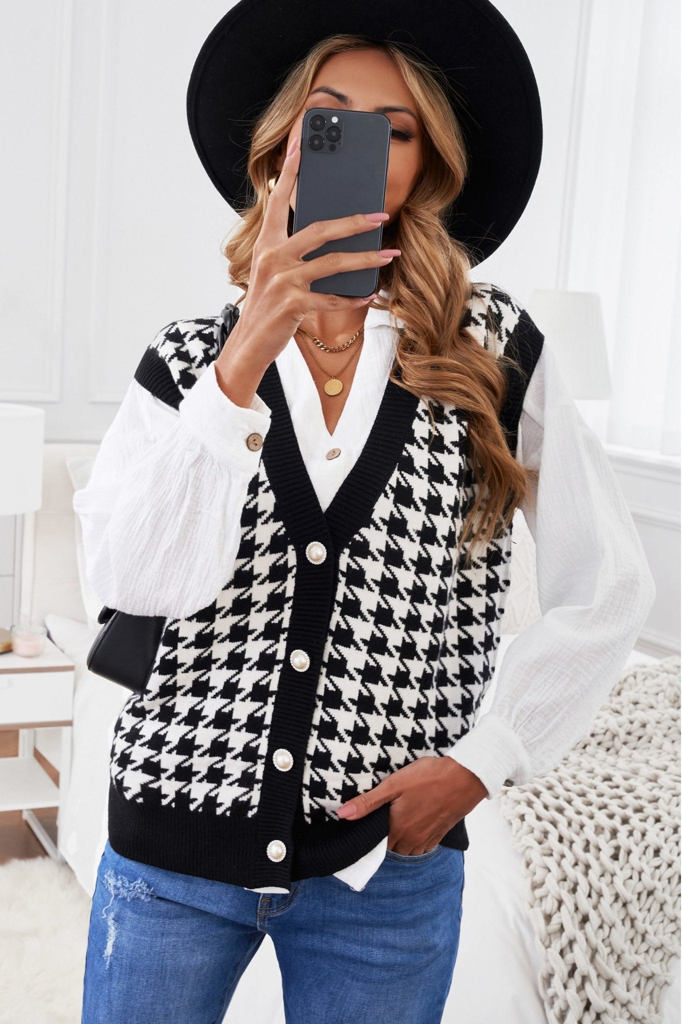 Houndstooth Vest Cardigan - DunbiBeauty, LLC