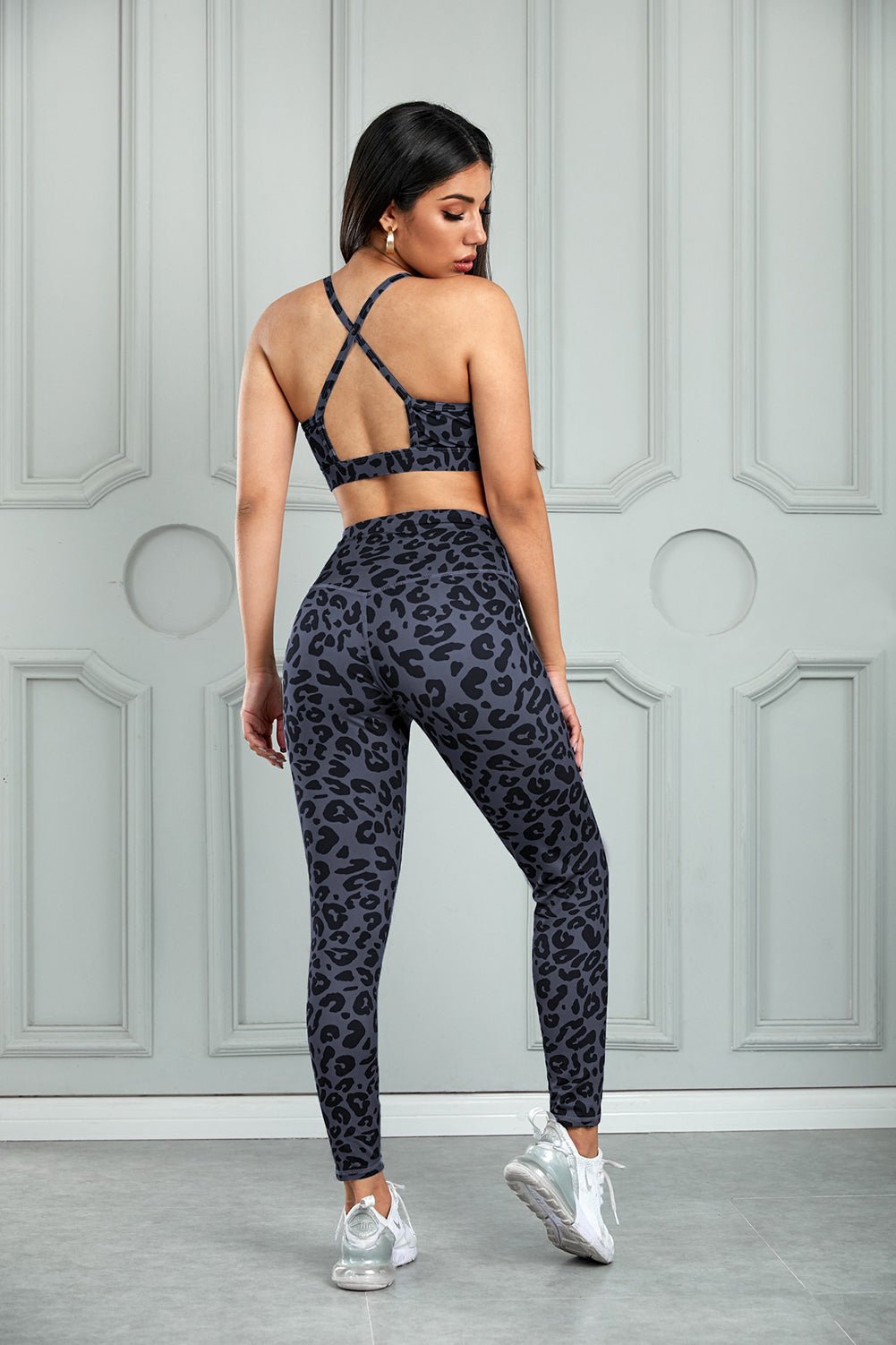 Leopard Sports Bra and Leggings Set - DunbiBeauty, LLC